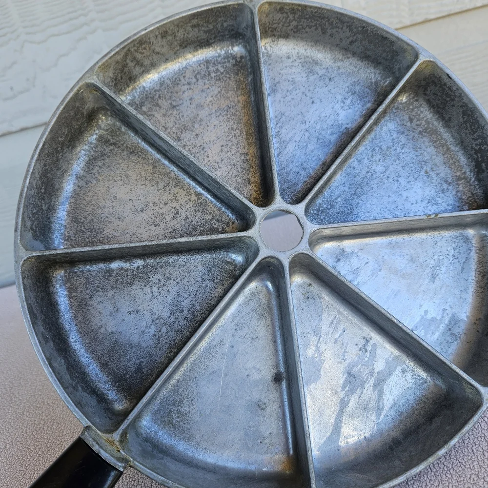 Nordic Ware vtg jon’e